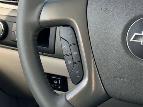 Used 2013 Chevrolet Tahoe LTZ image 35