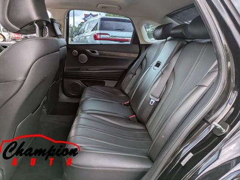 Used 2022 Genesis G80 2.5T w/ Advanced Package RWD image 16