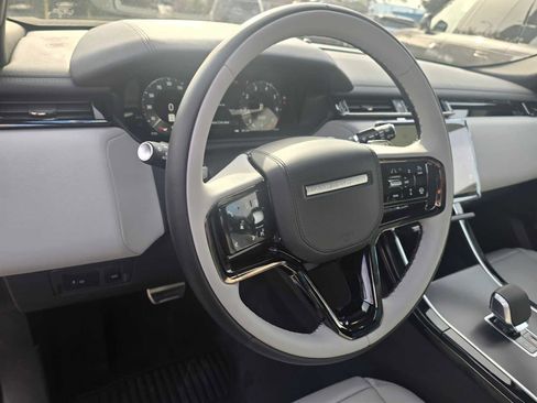 New 2026 Land Rover Range Rover Velar Dynamic SE image 26