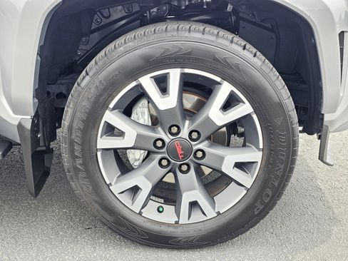 Used 2025 Toyota 4Runner TRD Sport Premium AWD/4WD image 9