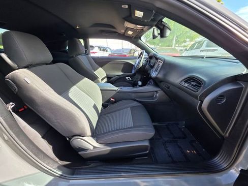 Used 2023 Dodge Challenger SXT w/ Blacktop Package image 10