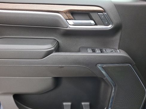 Used 2023 Chevrolet Silverado 1500 LT Trail Boss w/ Protection Package image 12