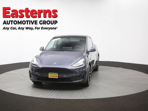 Used 2022 Tesla Model Y Long Range AWD/4WD image 48