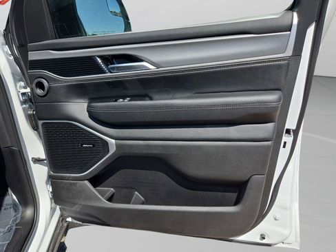 New 2026 Jeep Grand Wagoneer L 4WD image 30