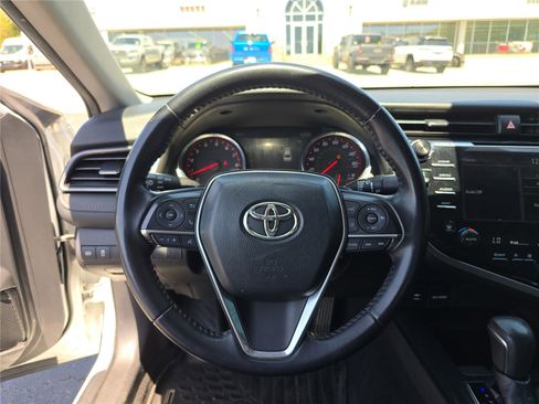 Used 2019 Toyota Camry XSE FWD image 29