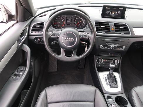 Used 2018 Audi Q3 2.0T Premium image 14