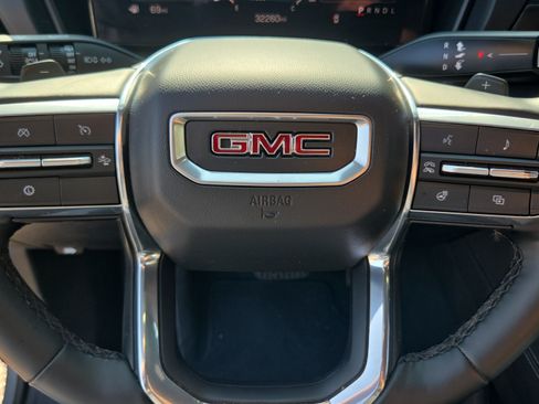 Certified 2026 GMC Terrain Elevation w/ Elevation Premium Package FWD image 27