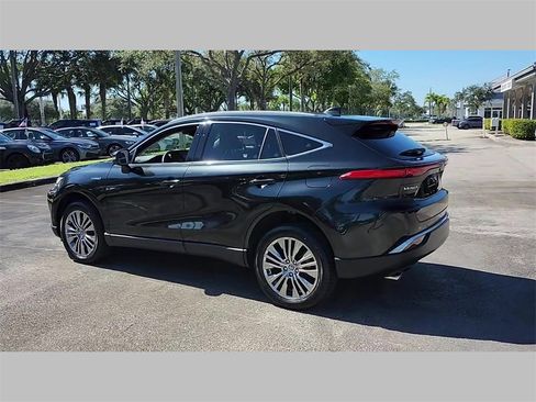 Used 2021 Toyota Venza Limited image 33