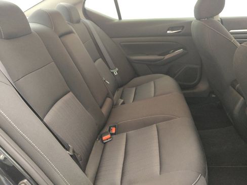 Used 2022 Nissan Altima 2.5 SV w/ SV Premium Package FWD image 19