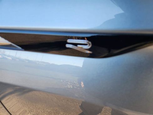 Certified 2024 Volkswagen Tiguan SE R-Line w/ MDO Package, Two-Row image 10