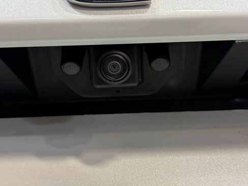 Used 2023 Nissan Rogue SV w/ SV Premium B Package image 24