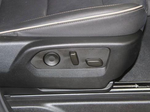 Used 2024 Chevrolet Tahoe Premier image 29