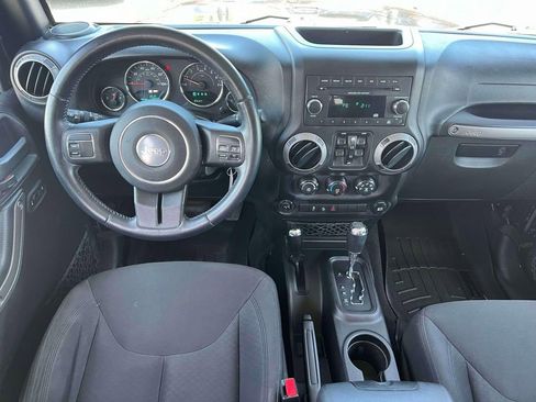 Used 2015 Jeep Wrangler Unlimited Sport w/ Quick Order Package 24S AWD/4WD image 14