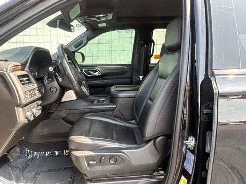 Used 2021 Chevrolet Tahoe Z71 w/ Z71 Off-Road Package AWD/4WD image 2