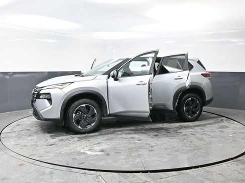 Used 2024 Nissan Rogue SV AWD/4WD image 56