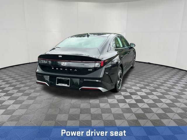 New 2026 Hyundai Sonata SEL AWD/4WD image 8
