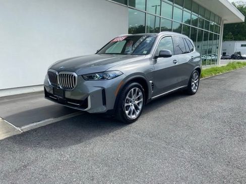 Used 2026 BMW X5 xDrive50e w/ Climate Comfort Package AWD/4WD image 3