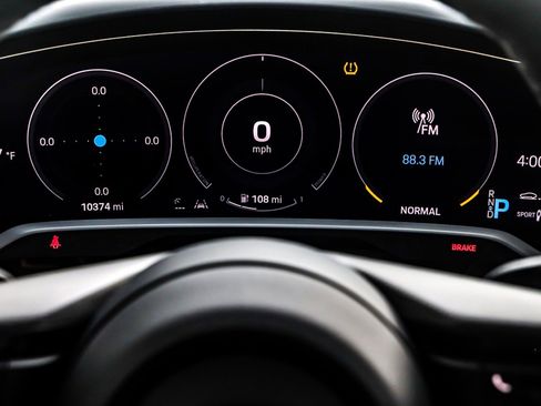 Used 2024 Porsche Taycan GTS image 18