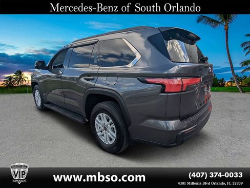 Used 2023 Toyota Sequoia 4WD image 20