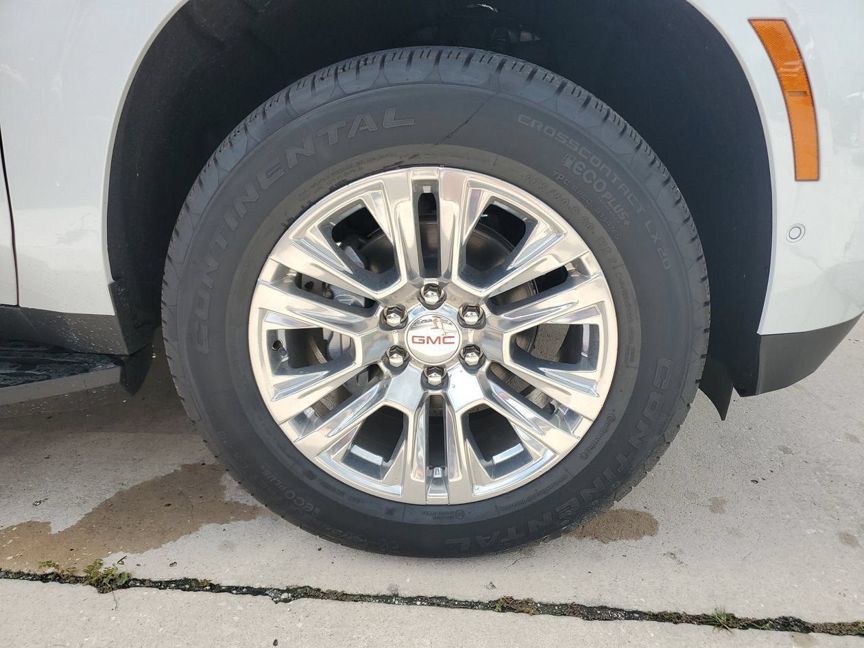 New 2026 GMC Yukon Denali RWD image 6