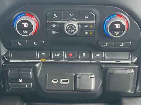 Used 2022 Chevrolet Silverado 1500 RST w/ Convenience Package II RWD image 28
