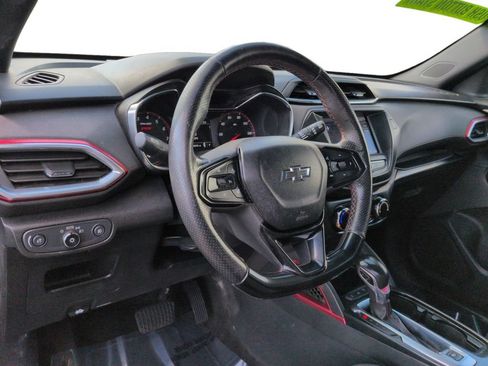 Used 2022 Chevrolet TrailBlazer RS FWD image 15