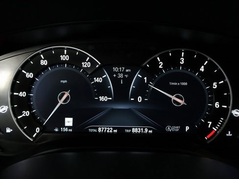 Used 2019 BMW 530i xDrive w/ M Sport Package image 4