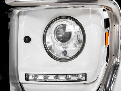 Used 2014 Mercedes-Benz G 550 image 36