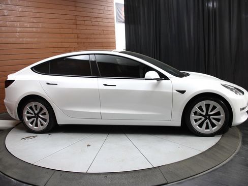 Used 2023 Tesla Model 3 Long Range image 10