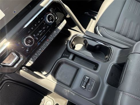 New 2026 GMC Sierra 2500 AT4X AWD/4WD image 27