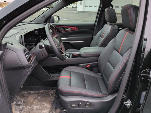 Certified 2024 Chevrolet Traverse RS w/ LPO, Floor Liner Package image 20