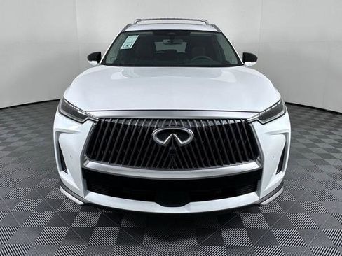 Certified 2026 INFINITI QX60 Luxe w/ Family Package image 2