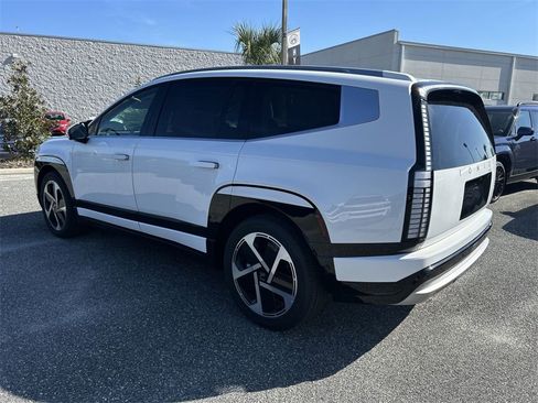 New 2026 Hyundai Ioniq 9 Limited image 11