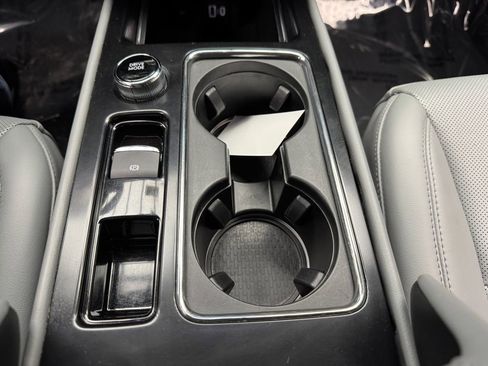 Used 2022 Lincoln Corsair AWD w/ Equipment Group 101A image 21