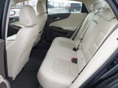 Used 2024 Chevrolet Malibu LT image 15