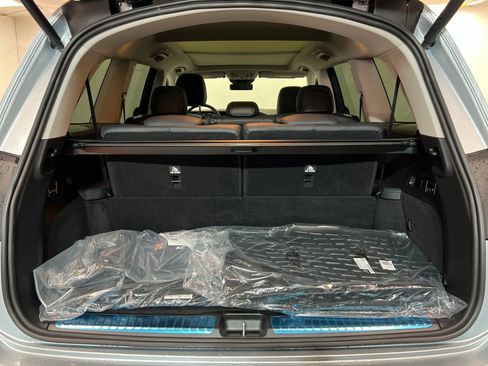 New 2026 Mercedes-Benz GLS 450 4MATIC image 23