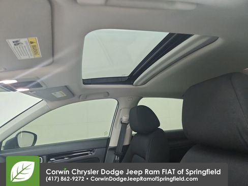 Used 2022 Honda Civic EX image 30