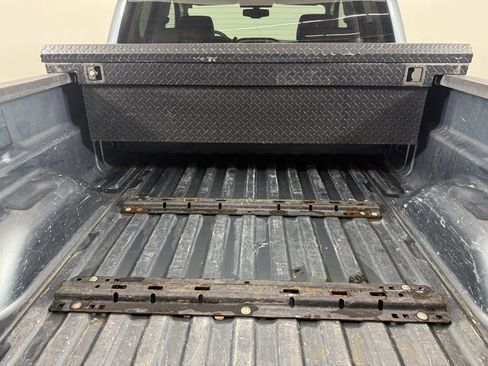 Used 2015 GMC Sierra 2500 SLE w/ SLE Preferred Package image 13