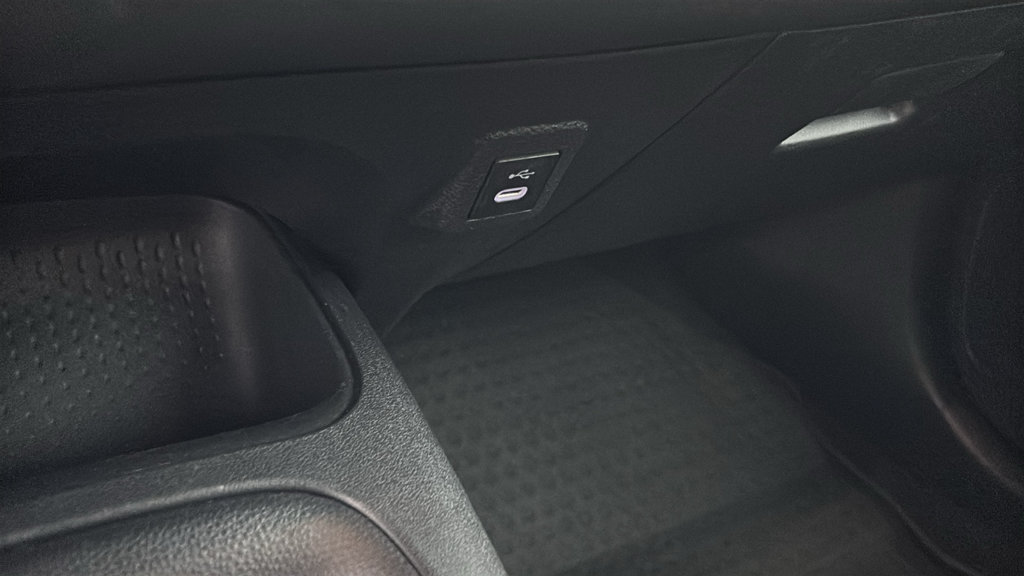 Used 2025 Toyota Corolla SE FWD image 22