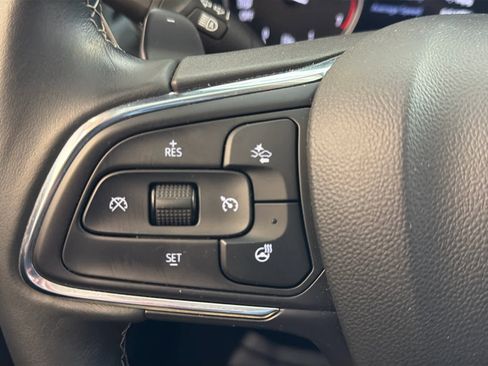 Used 2023 Buick Envision Essence w/ Sport Touring Package image 39