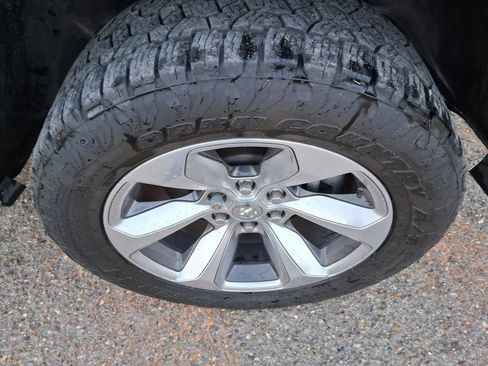 Used 2022 RAM 1500 Limited image 10