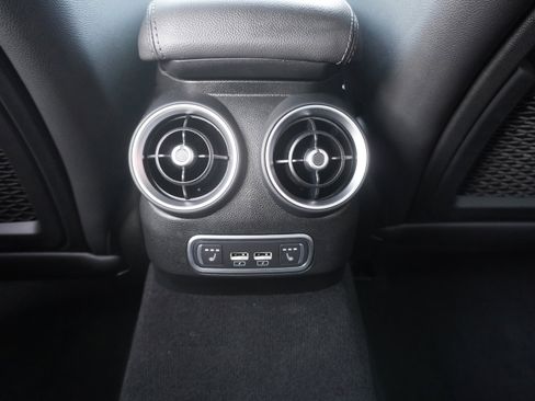 New 2025 Alfa Romeo Giulia AWD w/ Veloce Package AWD image 28