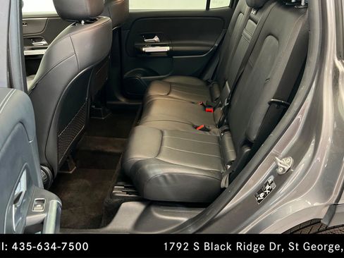 Certified 2022 Mercedes-Benz GLB 250 4MATIC w/ Premium Package Lite image 21