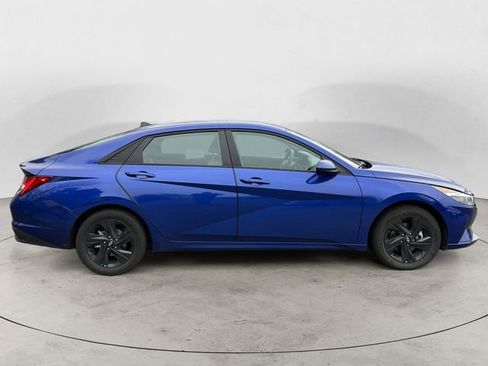 Certified 2023 Hyundai Elantra Blue image 6