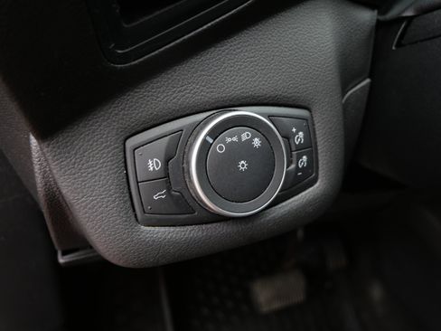 Used 2018 Ford Escape SE w/ SE Sync 3 Package AWD/4WD image 22