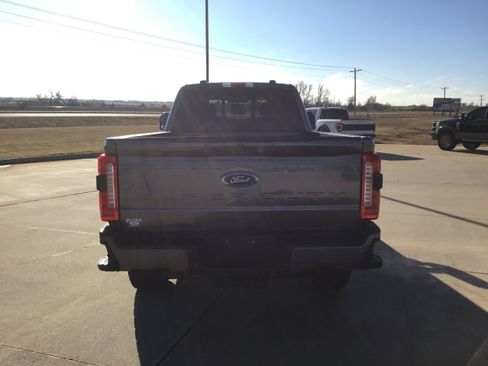 Used 2023 Ford F350 Lariat w/ Sport Appearance Package image 4