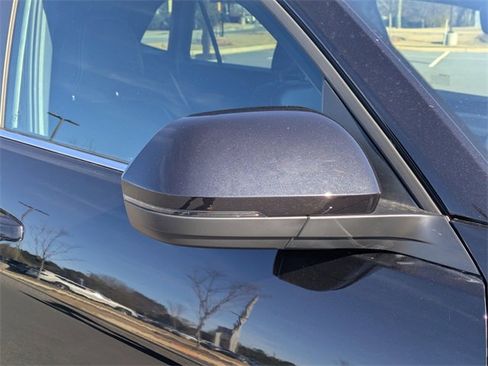 Certified 2021 Volkswagen Atlas Cross Sport SE w/ Panoramic Sunroof Package image 12