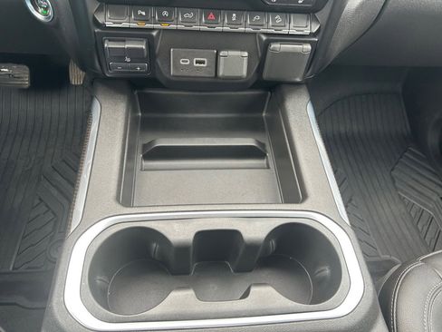 Used 2021 Chevrolet Silverado 1500 LT Trail Boss w/ Convenience Package II image 47