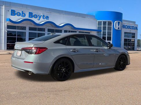 Used 2024 Honda Civic Sport image 5