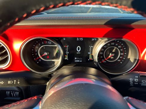 Used 2021 Jeep Wrangler Unlimited Rubicon w/ Cold Weather Group image 18